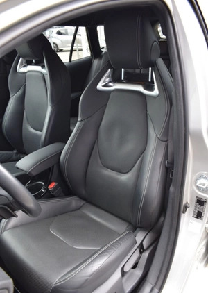 Toyota Corolla cena 108000 przebieg: 113917, rok produkcji 2021 z Pakość małe 172